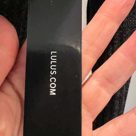 NWT Lulus Charcoal Grey Ribbed Long Sleeve wrap dress, Size Medium - Picture 11 of 15